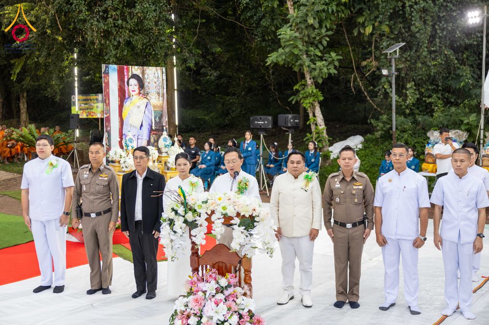 ภาพ No.285895:วันเสาร์ที่ 13 ธันวาคม พ.ศ.2568 พิธีตักบาตรพระภิกษุสามเณร 1,000 รูป ณ บริเวณหน้าอุทยานแห่งชาติเขาใหญ่ อำเภอปากช่อง จ.นครราชสีมา