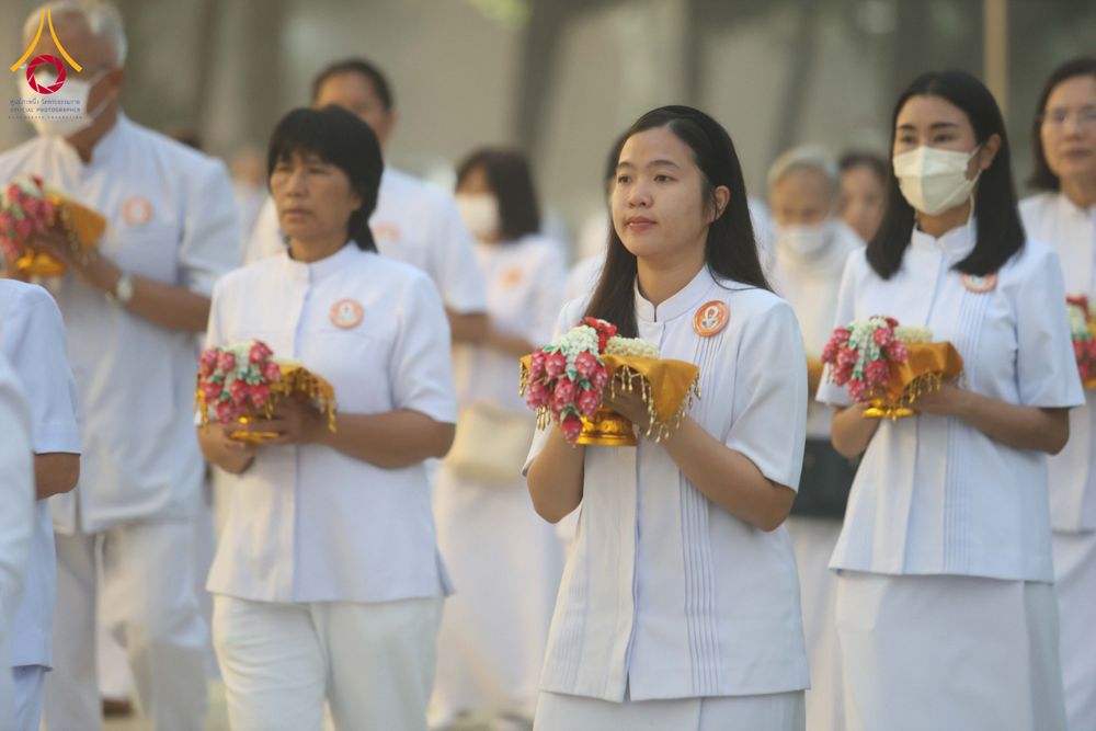 ภาพ No.298039:วันเสาร์ที่ 17 มกราคม พ.ศ. 2569 พิธีบรรพชาอุปสมบท โครงการอุปสมบทหมู่ บูชาธรรมครบ 117 ปี คุณยายอาจารย์มหารัตนอุบาสิกาจันทร์ ขนนกยูง  ณ อุโบสถพระไตรปิฎก วัดพระธรรมกาย