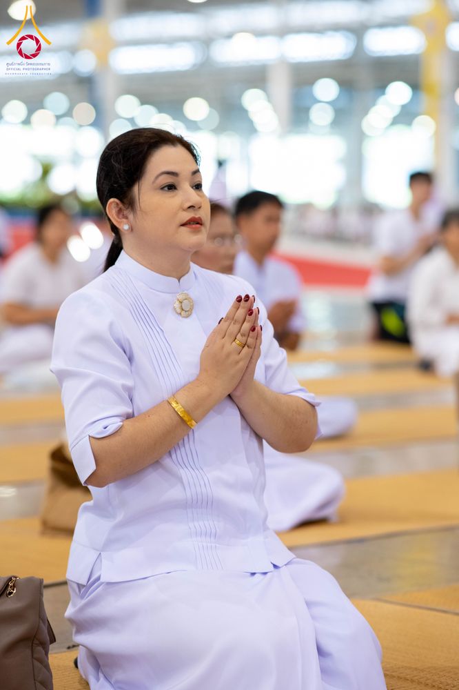 ภาพ No.318322:วันอาทิตย์ต้นเดือนที่ 5 เมษายน พ.ศ.2569 พิธีบูชาข้าวพระ ณ สภาธรรมกายสากล วัดพระธรรมกาย