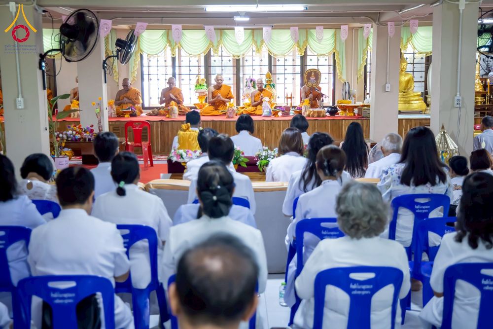 ภาพ No.275508:วันที่ 5 พฤศจิกายน พ.ศ. 2568 พิธีทอดกฐินสามัคคีทั่วไทย ณ วัดเขาแก้ว อ.โพธิ์ทอง จ.อ่างทอง โดยคณะศิษยานุศิษย์ บูชาธรรม 81 ปี หลวงพ่อธัมมชโย