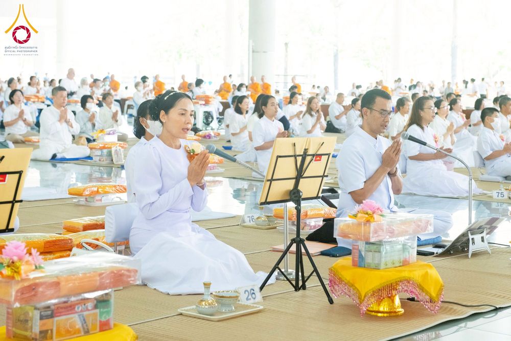 ภาพ No.276447:วันศุกร์ที่ 5 ธันวาคม พ.ศ. 2568 (วันพระ ขึ้น 15 ค่ำ เดือน 1) พิธีบุพเปตพลี ครั้งที่ 175 ร่วมอุทิศบุญแด่หมู่ญาติที่ล่วงลับไปแล้ว และสืบทอดอายุพระพุทธศาสนา ณ หอฉันคุณยายอาจารย์ฯ วัดพระธรรมกาย