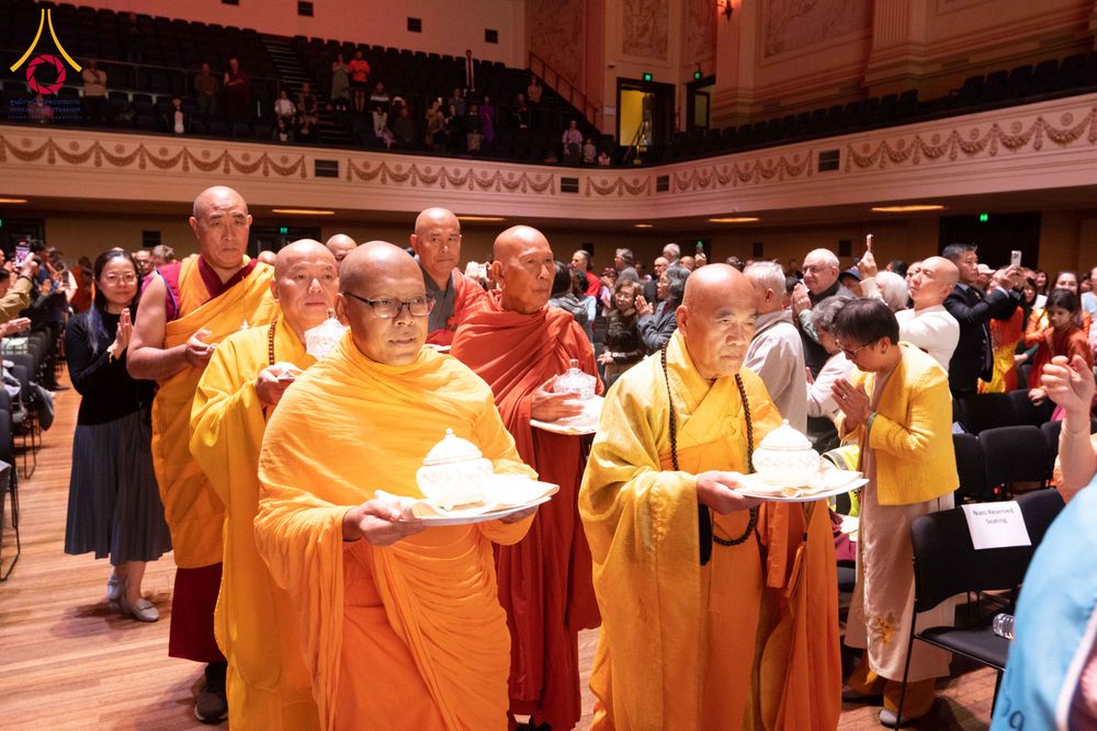 ภาพ No.329236:วันเสาร์ที่ 16 พฤษภาคม พ.ศ.2569 งานฉลองวิสาขบูชานานาชาติแห่งรัฐวิกตอเรีย (United Nations Day of Vesak) ประจำปี 2569 จัดขึ้น ณ นครเมลเบิร์น ประเทศออสเตรเลีย