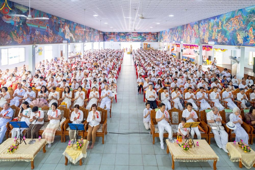 ภาพ No.286047:วันที่ 11 ตุลาคม พ.ศ. 2568 พิธีทอดกฐินสามัคคีทั่วไทย 30,000 วัด โดยคณะศิษยานุศิษย์ บูชาธรรม 81 ปี หลวงพ่อธัมมชโย ณ วัดโบสถ์บน ต.บางคูเวียง อ.บางกรวย จ.นนทบุรี