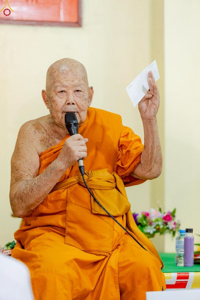 ภาพ No.263785:วันที่ 23 ตุลาคม พ.ศ. 2568 พิธีทอดกฐินสามัคคีทั่วไทย 30,000 วัด โดยคณะศิษยานุศิษย์ บูชาธรรม 81 ปี หลวงพ่อธัมมชโย ณ วัดเขาน้อยพัฒนาราม ต.สุรศักดิ์ อ.ศรีราชา จ.ชลบุรี