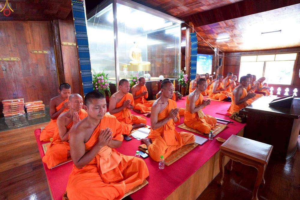 ภาพ No.262329:วันที่ 19 ตุลาคม พ.ศ. 2568 พิธีทอดกฐินสามัคคีทั่วไทย 30,000 วัด โดยคณะศิษยานุศิษย์ บูชาธรรม 81 ปี หลวงพ่อธัมมชโย ณ วัดป่าหมาก ต.แม่ลาน้อย อ.แม่ลาน้อย จ.แม่ฮ่องสอน