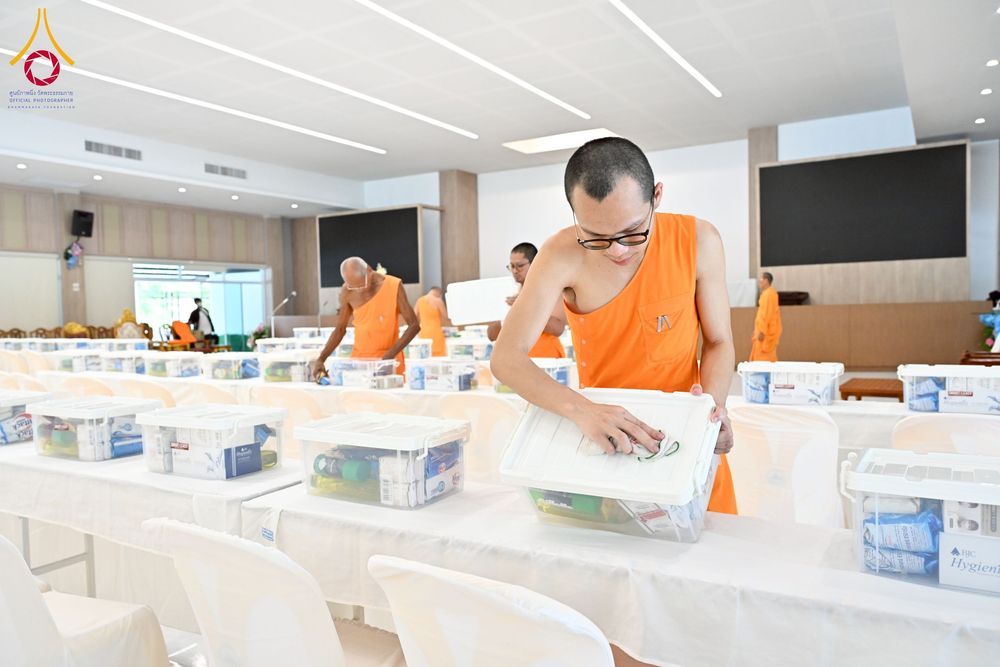 ภาพ No.225910:วันเสาร์ที่ 24 พฤษภาคม พ.ศ. 2568 พิธีถวายสังฆทาน 323 วัด ปีที่ 21 ครั้งที่ 177 พิธีมอบกองทุนหนุนแรงใจช่วยครูใต้ ปีที่ 18 ครั้งที่ 141 และพิธีทำบุญอุทิศส่วนกุศลให้ผู้วายชนม์ ณ ศูนย์ปฏิบัติธรรมภาคใต้ จ.สงขลา