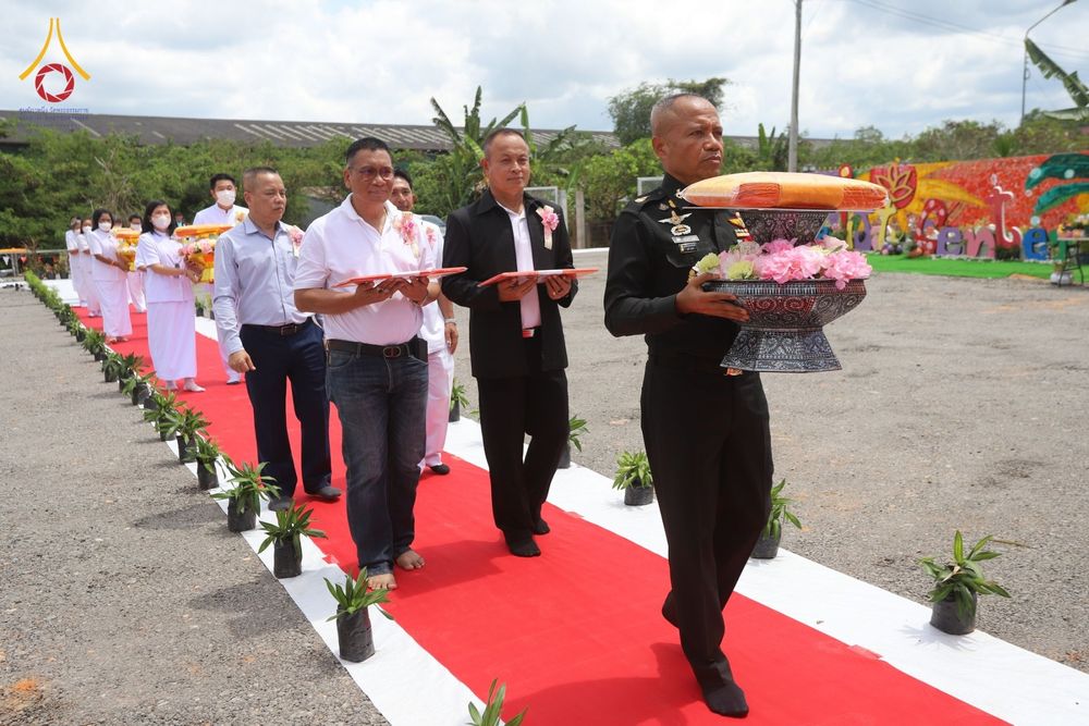 ภาพ No.75826:พิธีเปิดศูนย์ปฎิบัติธรรมและอบรมเยาวชน ,  พิธีทอดผ้าป่าเพื่อถมที่ดินเป็นปฐมฤกษ์  วันอาทิตย์ที่ 12 กุมภาพันธ์ พ.ศ. 2566  ณ ศูนย์ปฏิบัติธรรมและอบรมเยาวชนเมืองยะลา