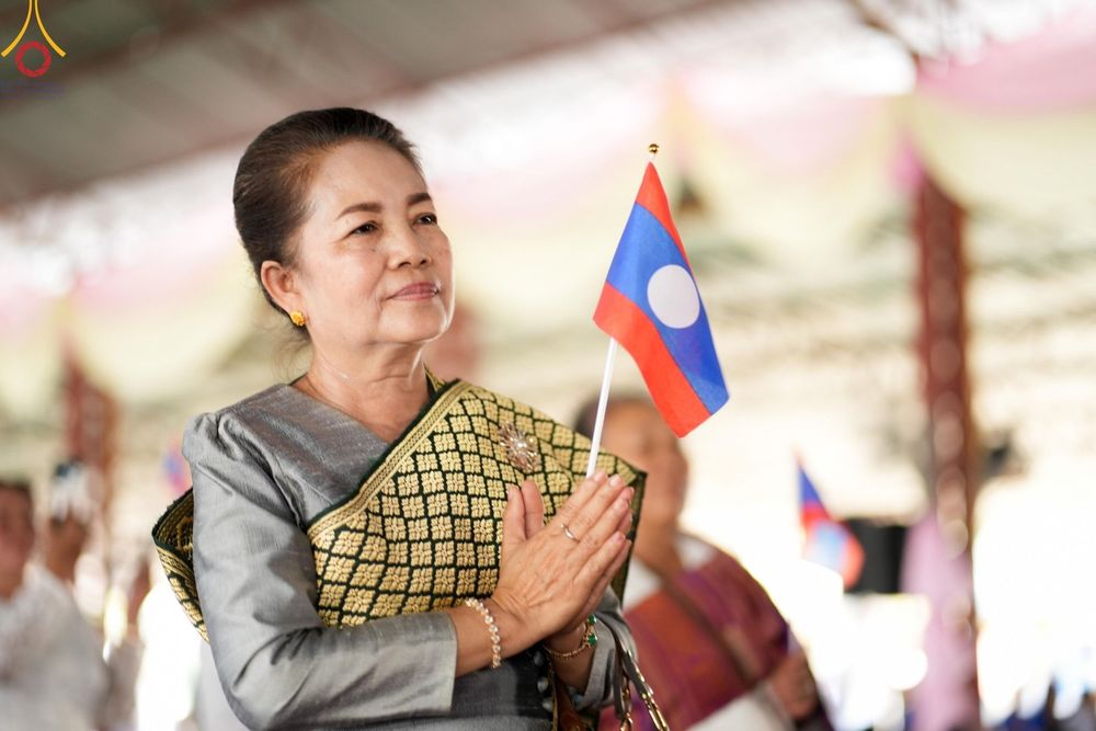 ภาพ No.172472:พิธีทอดกฐินเพื่อสร้าง "ลานเอนกประสงค์พญานาค 4 ตระกูล" วันที่ 15 พฤศจิกายน พ.ศ.2567 ณ พุทธอุทยานนานาชาติ อ.โพนพิสัย จ.หนองคาย