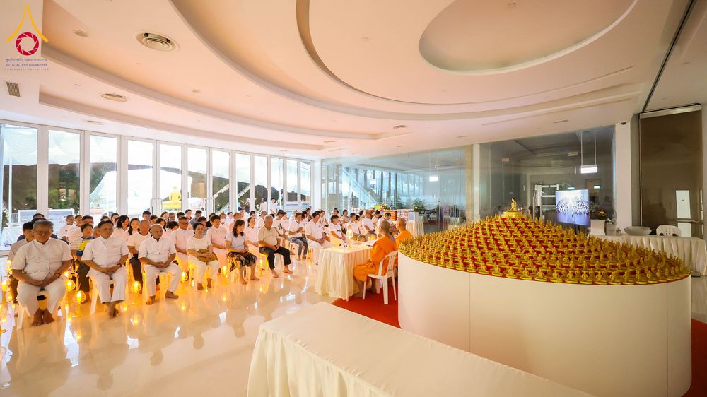 ภาพ No.332076:วันอาทิตย์ที่ 31 พฤษภาคม พ.ศ. 2569 วัดพระธรรมกายสิงคโปร์จุดประทีปแห่งศรัทธา ฉลองวิสาขบูชา ปี 2569 ยิ่งใหญ่ Dhammakaya Centre Singapore Illuminates the Lights of Faith in a Grand Vesak Day 2026 Celebration