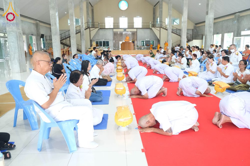 ภาพ No.315552:วันที่ 21 มีนาคม พ.ศ. 2569 โครงการอุปสมบทหมู ภาคฤดูร้อน ศูนย์อบรมเยาวชนนครปฐม อุปสมบท ณ พระอุโบสถ วัดลาดหญ้าไทร