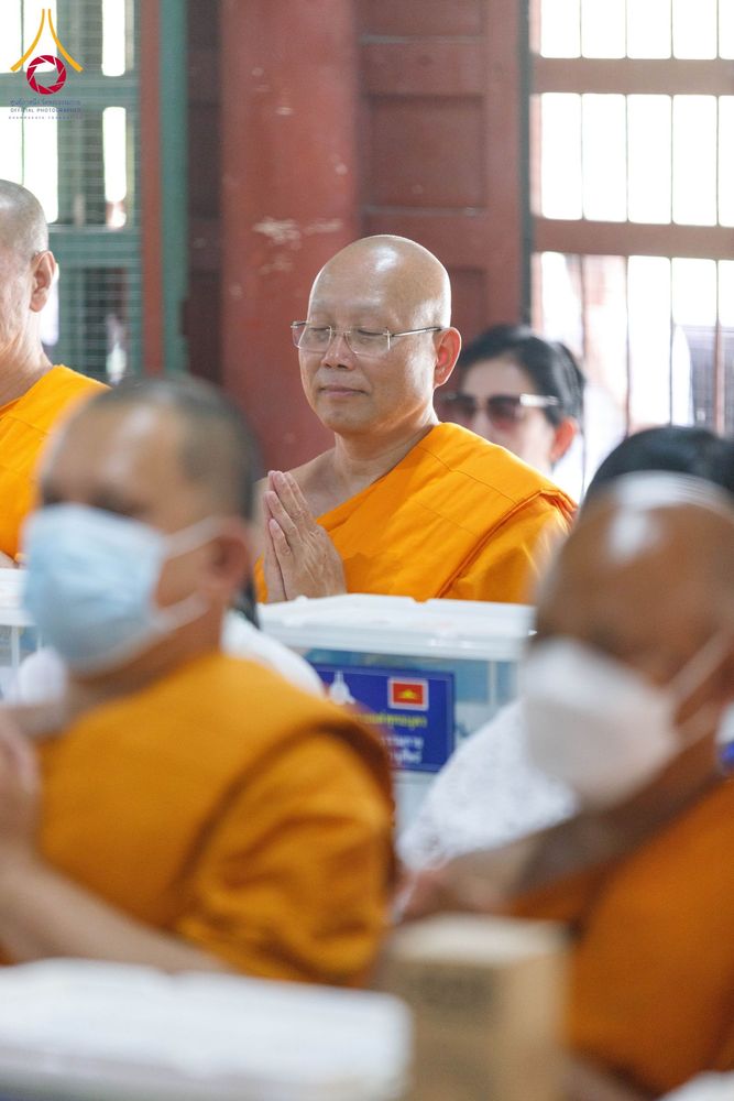 ภาพ No.202214:พิธีเจริญพระพุทธมนต์ ปฏิบัติธรรม มอบทุนการศึกษา ถวายสังฆทาน 108 วัด เพื่อถวายเป็นพุทธบูชา และขับเคลื่อนโครงการหมู่บ้านรักษาศีล 5 โดยคณะสงฆ์จังหวัดนครปฐม คณะศิษยานุศิษย์วัดพระธรรมกาย โครงการธรรมยาตรา ปีที่ 13 ณ วัดบางปลา อำเภอบางเลน จังหวัดนครปฐม