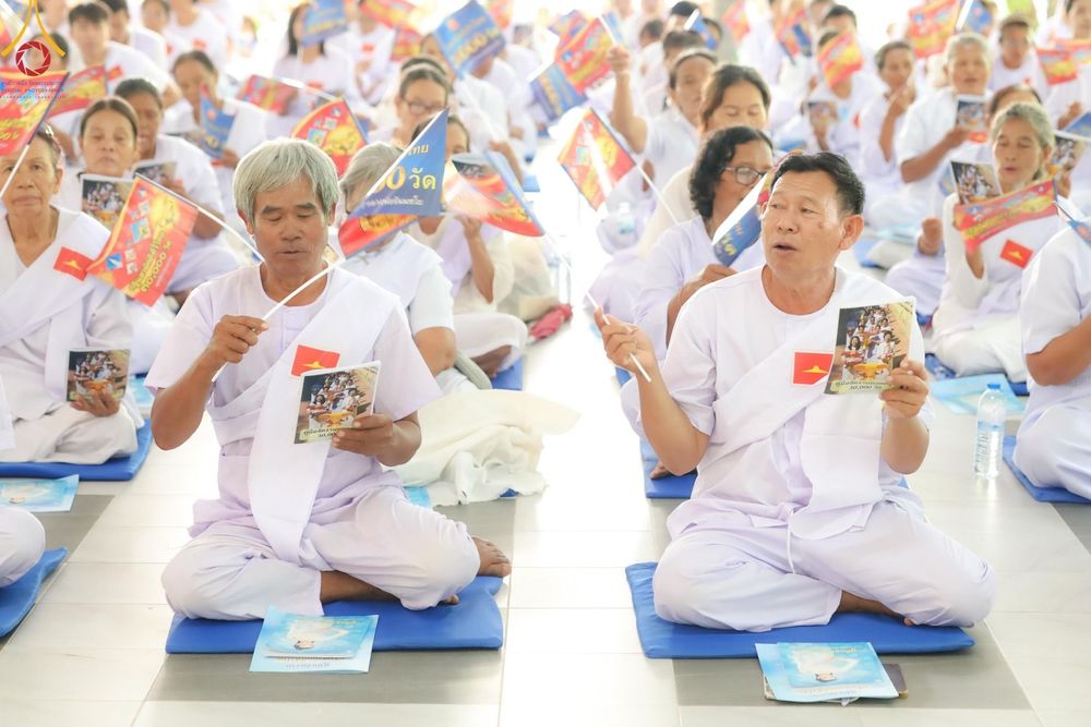 ภาพ No.158341:โครงการอบรมอุบาสก อุบาสิกาแก้ว  ตัวแทนทอดกฐิน 30,000 วัด ทั่วไทย บูชาธรรม 80 ปี หลวงพ่อธัมมชโย ระหว่างวันที่ 20-22 กันยายน พ.ศ. 2567 ณ จังหวัดบุรีรัมย์ รุ่นที่ 3