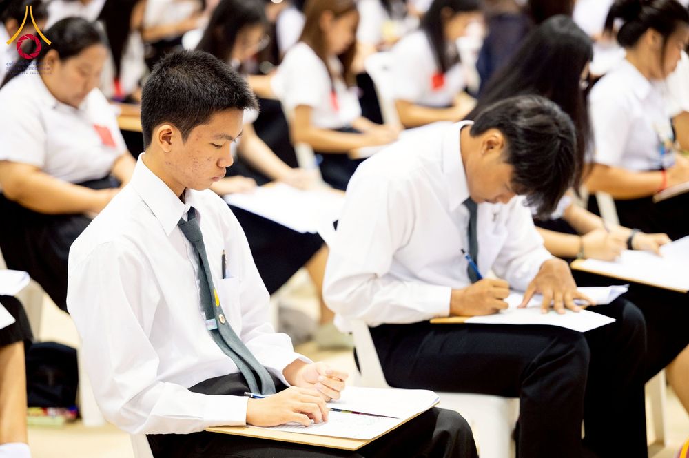 ภาพ No.273363:วันที่ 23 พฤศจิกายน พ.ศ. 2568 การสอบตอบปัญหาธรรมะ ทางก้าวหน้า "ระดับอุดมศึกษา" ณ ห้องแก้วสารพัดนึก 1 สภาธรรมกายสากล วัดพระธรรมกาย จ.ปทุมธานี