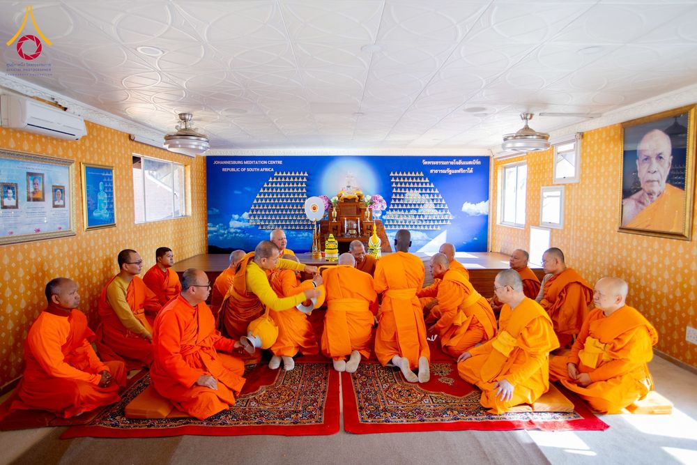 ภาพ No.231716:โครงการบรรพชาอุปสมบทหมู่ครั้งที่ 2 ณ วัดพระธรรมกายโจฮันเนสเบิร์ก ประเทศแอฟริกาใต้ วันอาทิตย์ 29 มิถุนายน พ.ศ. 2568