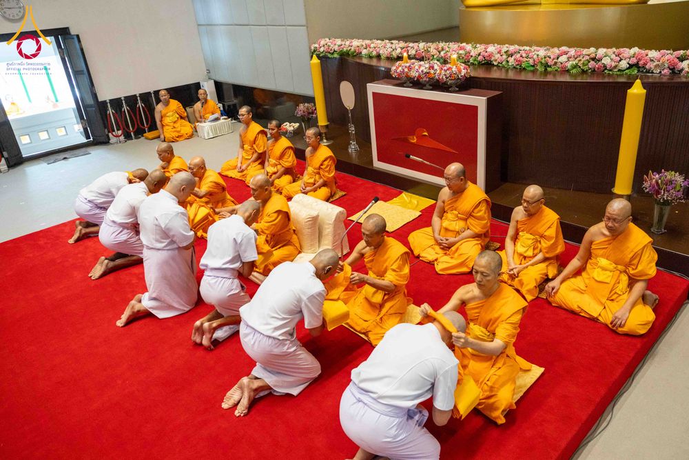 ภาพ No.341788:วันเสาร์ที่ 25 กรกฎาคม พ.ศ. 2569 พิธีบรรพชาอุปสมบท โครงการบรรพชาอุปสมบทหมู่ รุ่นเข้าพรรษา ปี 2569 โครงการบวชพระนานาชาติ AEC และ WAB รุ่นที่  10 ณ วัดพระธรรมกาย จ.ปทุมธานี