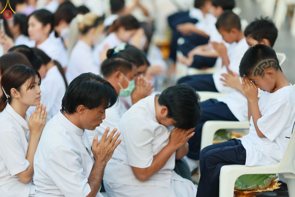 ภาพ No.78425:พิธีตัดปอยผม โครงการหน่อแก้วเปรียญธรรมรุ่นที่ 11  วันที่ 26 มีนาคม พ.ศ.2566  ณ หมู่กุฏิสามเณร อาคารค่ายจองแชมป์ วัดพระธรรมกาย