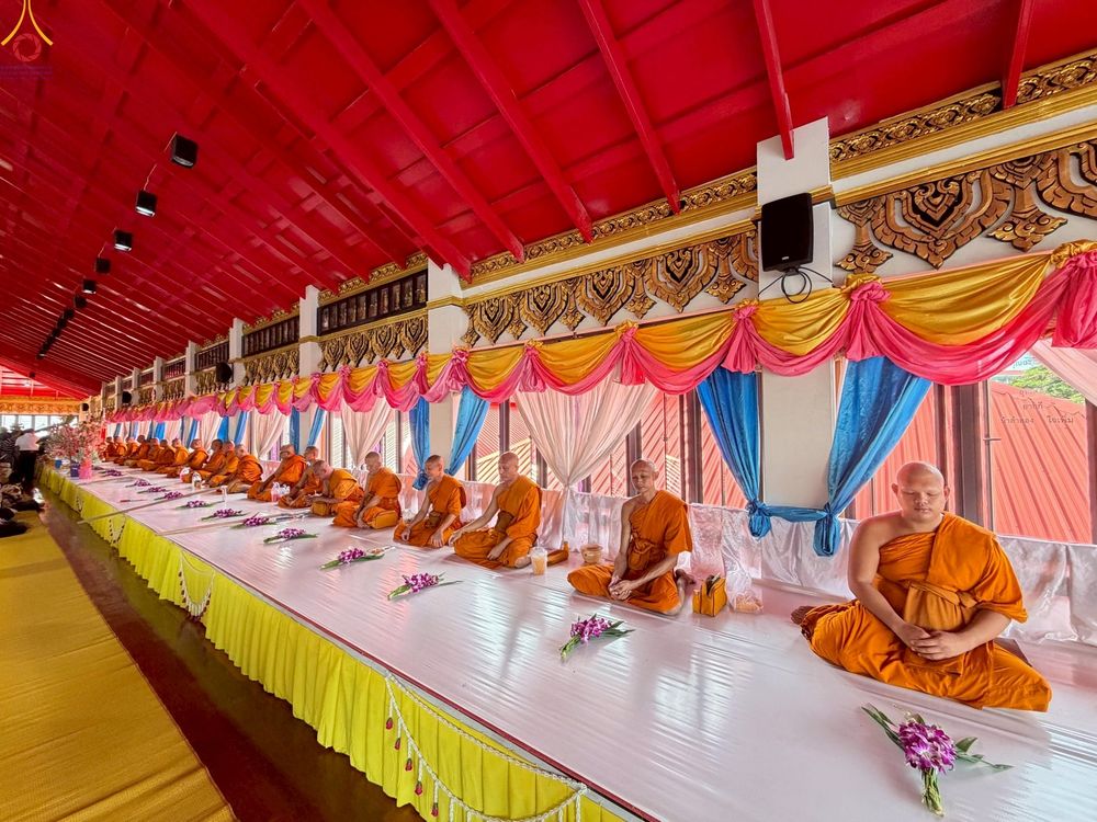 ภาพ No.250157:วันพุธที่ 8 ตุลาคม พ.ศ. 2568 พิธีทอดกฐินสามัคคีทั่วไทย 30,000 วัด โดยคณะศิษยานุศิษย์ บูชาธรรม 81 ปี หลวงพ่อธัมมชโย ณ วัดดอนไก่ดี อ.กระทุ่มแบน จ.สมุทรสาคร