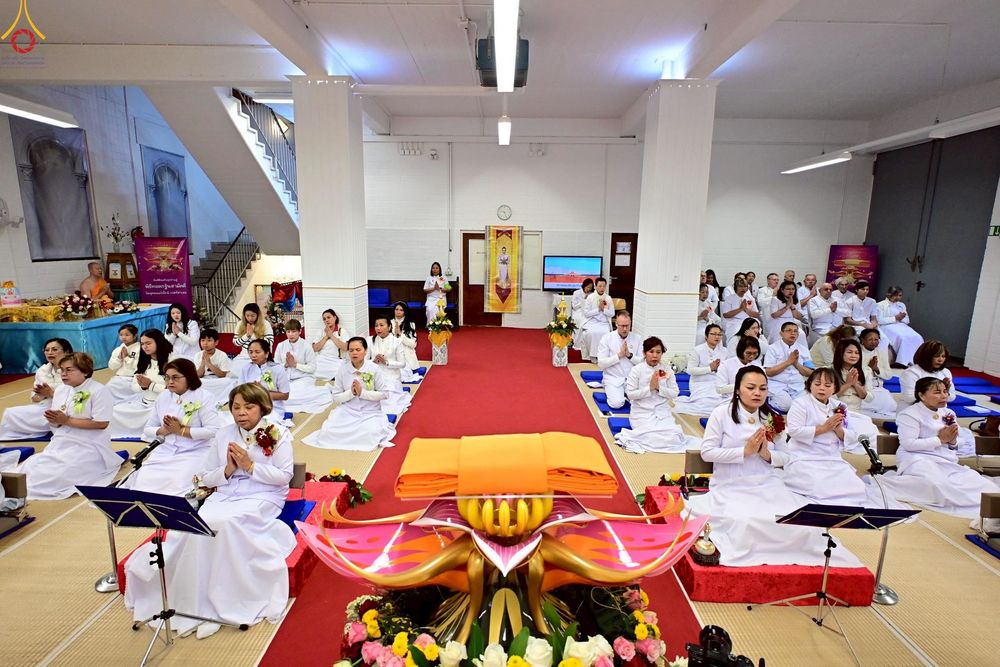 ภาพ No.261973:วันที่ 19 ตุลาคม พ.ศ. 2568 พิธีทอดกฐินวัดพุทธนอร์ดไรน์ เวสท์ฟาเล่น  ประเทศเยอรมัน 