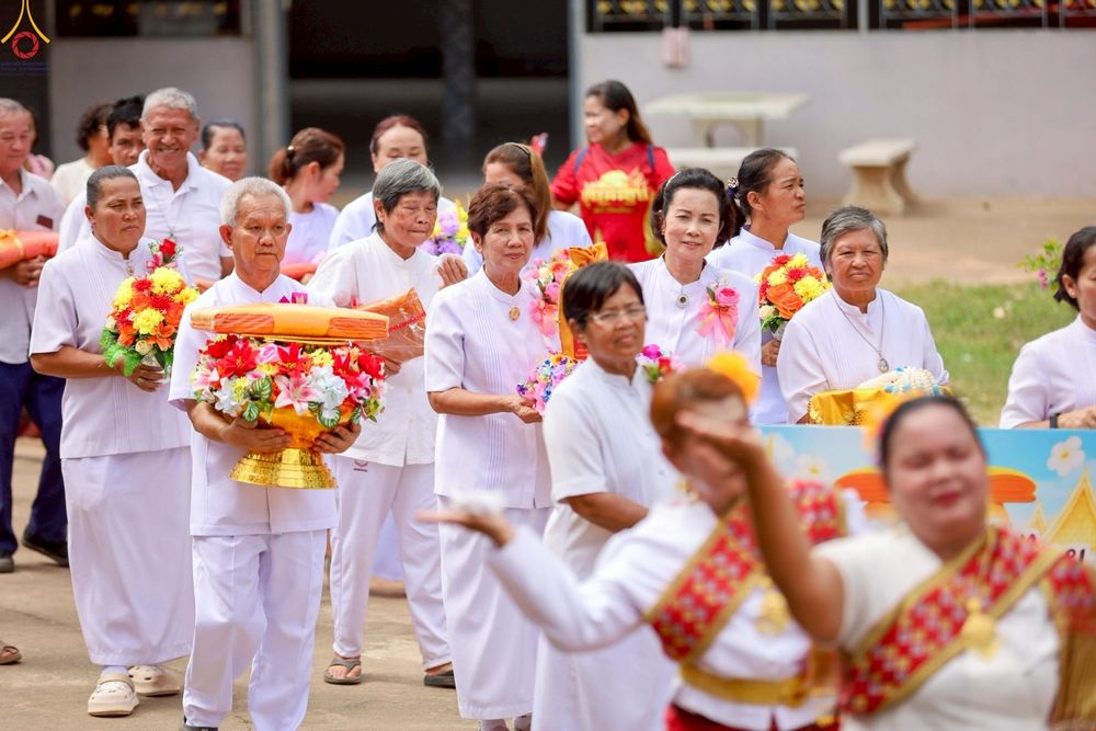 ภาพ No.269680:วันที่ 25 ตุลาคม พ.ศ. 2568 พิธีทอดกฐินสามัคคีทั่วไทย ณ วัดบ้านนาจาน ต.หนองกะท้าว  อ.นครไทย จ.พิษณุโลก โดยคณะศิษยานุศิษย์ บูชาธรรม 81 ปี หลวงพ่อธัมมชโย