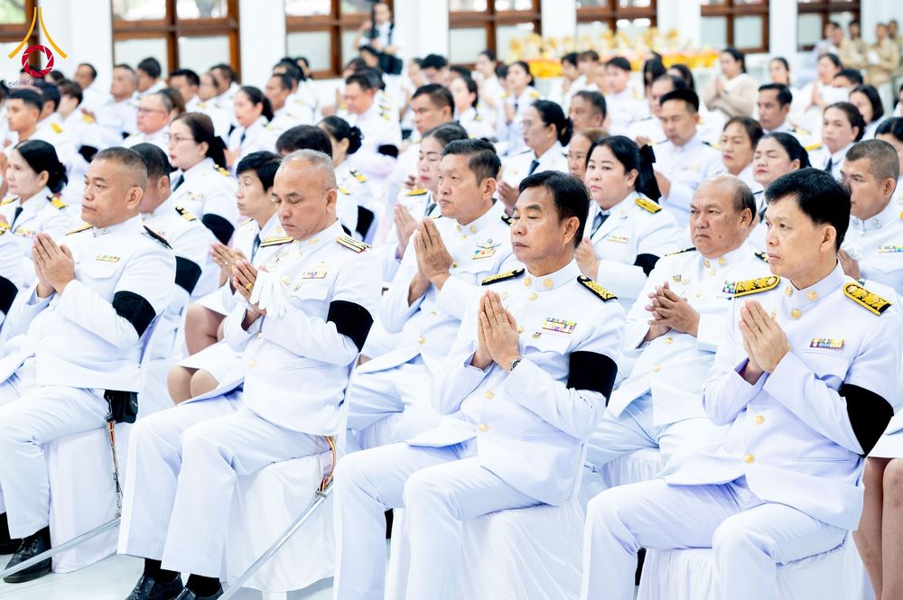 ภาพ No.275984:วันที่ 5 ธันวาคม พ.ศ. 2568 พสกนิกรอำเภอคลองหลวง พร้อมใจบำเพ็ญกุศลอุทิศถวาย “ในหลวงรัชกาลที่ 9” น้อมรำลึกในพระมหากรุณาธิคุณ เนื่องในวันคล้ายวันพระบรมราชสมภพ วันชาติ และวันพ่อแห่งชาติ ณ อาคารปลูกศรัทธา 2 วัดพระธรรมกาย อำเภอคลองหลวง จังหวัดปทุมธานี