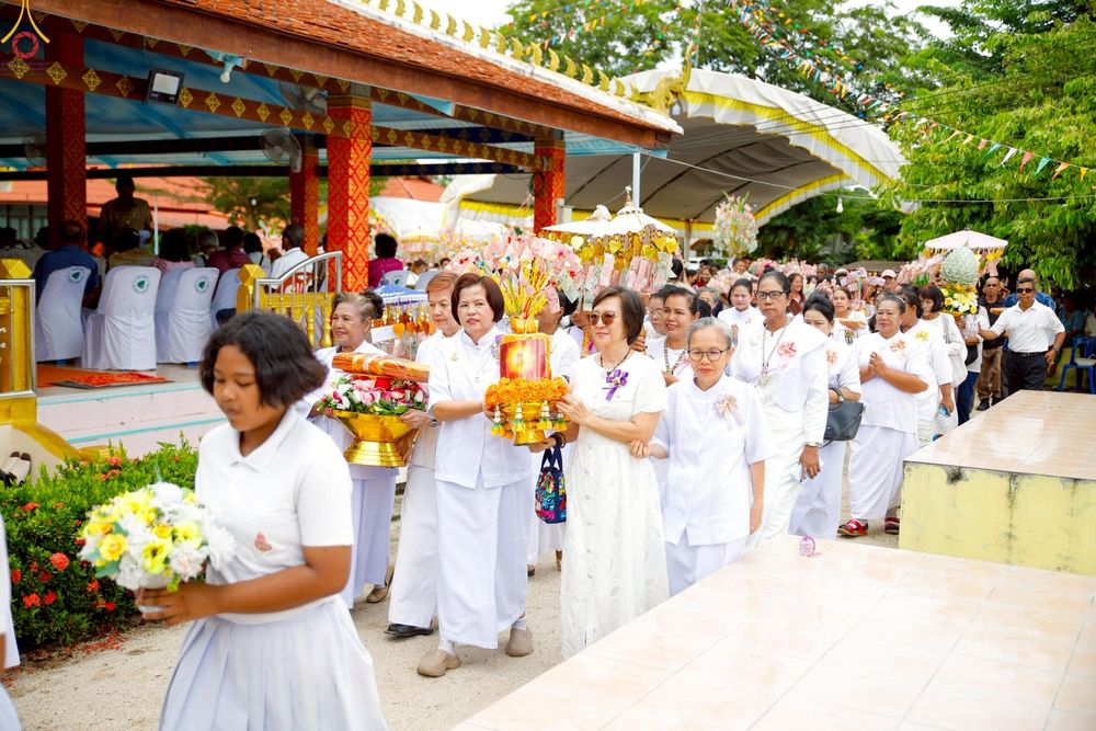 ภาพ No.255731:วันที่ 14 ตุลาคม พ.ศ. 2568 พิธีทอดกฐินสามัคคีทั่วไทย 30,000 วัด โดยคณะศิษยานุศิษย์ บูชาธรรม 81 ปี หลวงพ่อธัมมชโย ณ วัดควนปิยาราม ต.ปากพะยูน อ.ปากพะยูน จ.พัทลุง