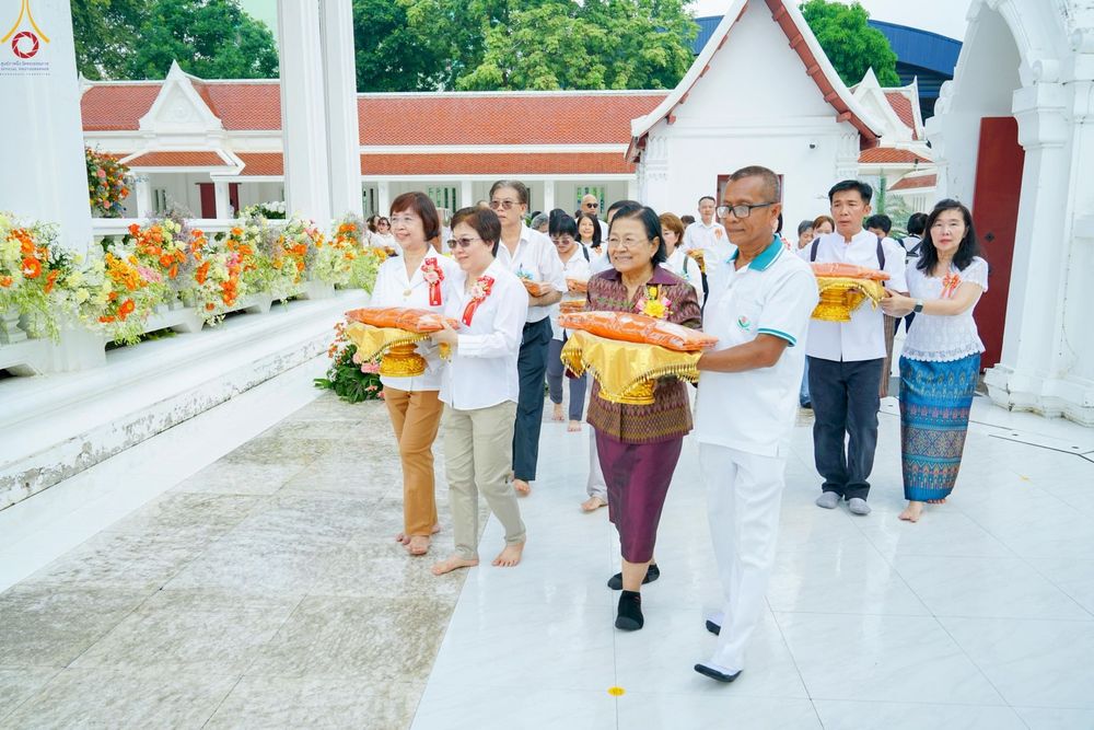 ภาพ No.286027:วันที่ 11 ตุลาคม พ.ศ. 2568 พิธีทอดกฐินสามัคคีทั่วไทย 30,000 วัด โดยคณะศิษยานุศิษย์ บูชาธรรม 81 ปี หลวงพ่อธัมมชโย ณ วัดโบสถ์บน ต.บางคูเวียง อ.บางกรวย จ.นนทบุรี