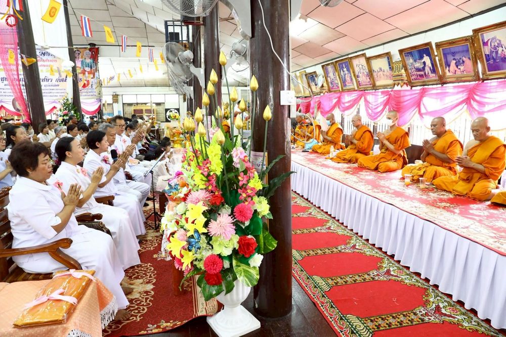 ภาพ No.250366:วันพุธที่ 8 ตุลาคม พ.ศ. 2568 พิธีทอดกฐินสามัคคีทั่วไทย 30,000 วัด โดยคณะศิษยานุศิษย์ บูชาธรรม 81 ปี หลวงพ่อธัมมชโย ณ วัดครุใน อ.พระประแดง จ.สมุทรปราการ