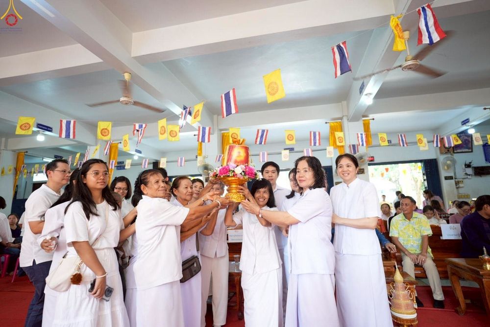 ภาพ No.252035:วันที่ 11 ตุลาคม พ.ศ. 2568 พิธีทอดกฐินสามัคคีทั่วไทย 30,000 วัด โดยคณะศิษยานุศิษย์ บูชาธรรม 81 ปี หลวงพ่อธัมมชโย ณ วัดสร่างโศก อ.บ้านหมอ จ.สระบุรี