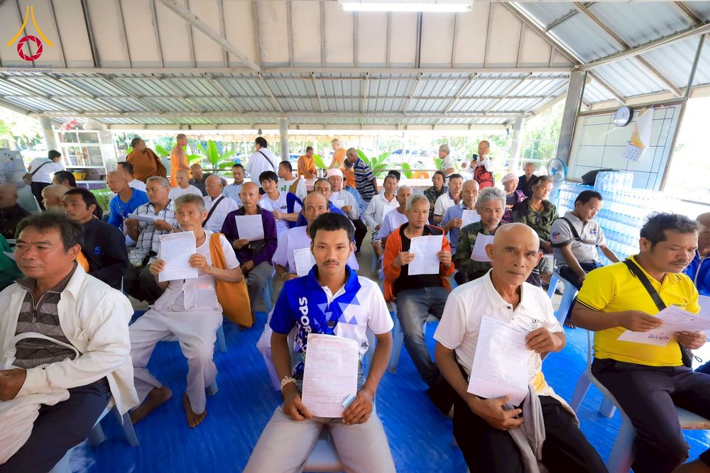 ภาพ No.275922:วันที่ 26-30 พฤศจิกายน พ.ศ. 2568 ทีมพระพี่เลี้ยงตั้งรับ รายงานตัวโครงการบวชบูชาธรรมมหาปูชนียาจารย์ ณ ศูนย์ปฏิบัติธรรมบุรีรัมย์