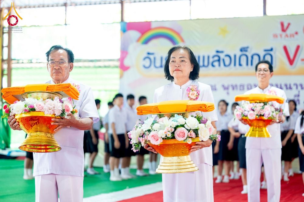 ภาพ No.265968:วันพุธที่ 5 พฤศจิกายน พ.ศ. 2568 (วันพระ ขึ้น 15 ค่ำ เดือน 12) พิธีทอดกฐิน ณ พุทธอุทยานนานาชาติ  อ.โพนพิสิย จ.หนองคาย