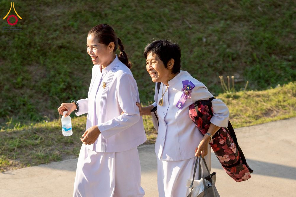 ภาพ No.275054:วันอาทิตย์ที่ 30 พฤศจิกายน พ.ศ. 2568 พิธีตอกเสาเข็ม "สร้างองค์พระเจดีย์เพื่อสร้างสันติภาพโลก" ต้นสุดท้าย ณ ศูนย์ปฏิบัติธรรมระยอง (บ้านช่องลม)