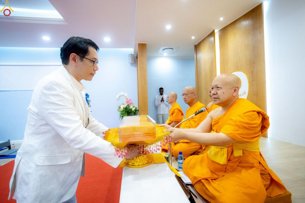 ภาพ No.270378:วันอาทิตย์ที่ 19 ตุลาคม พ.ศ. 2568 พิธีทอดกฐินสามัคคี เพื่อสถาปนากุฏิสงฆ์  น้อมถวายเป็นพุทธบูชาและบูชาธรรม แด่หลวงพ่อธัมมชโย ณ วัดพุทธเคปทาวน์  ประเทศสาธารณรัฐแอฟริกาใต้