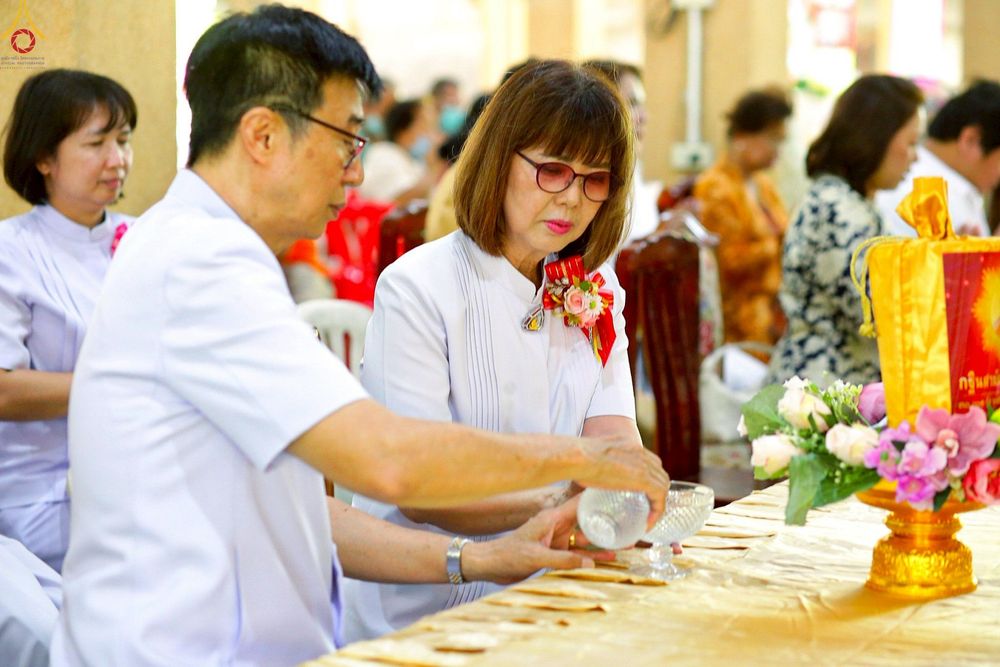 ภาพ No.253240:วันที่ 12 ตุลาคม พ.ศ. 2568 พิธีทอดกฐินสามัคคีทั่วไทย 30,000 วัด โดยคณะศิษยานุศิษย์ บูชาธรรม 81 ปี หลวงพ่อธัมมชโย ณ วัดพระยาสุเรนทร์ เขตคลองสามวา กรุงเทพมหานคร