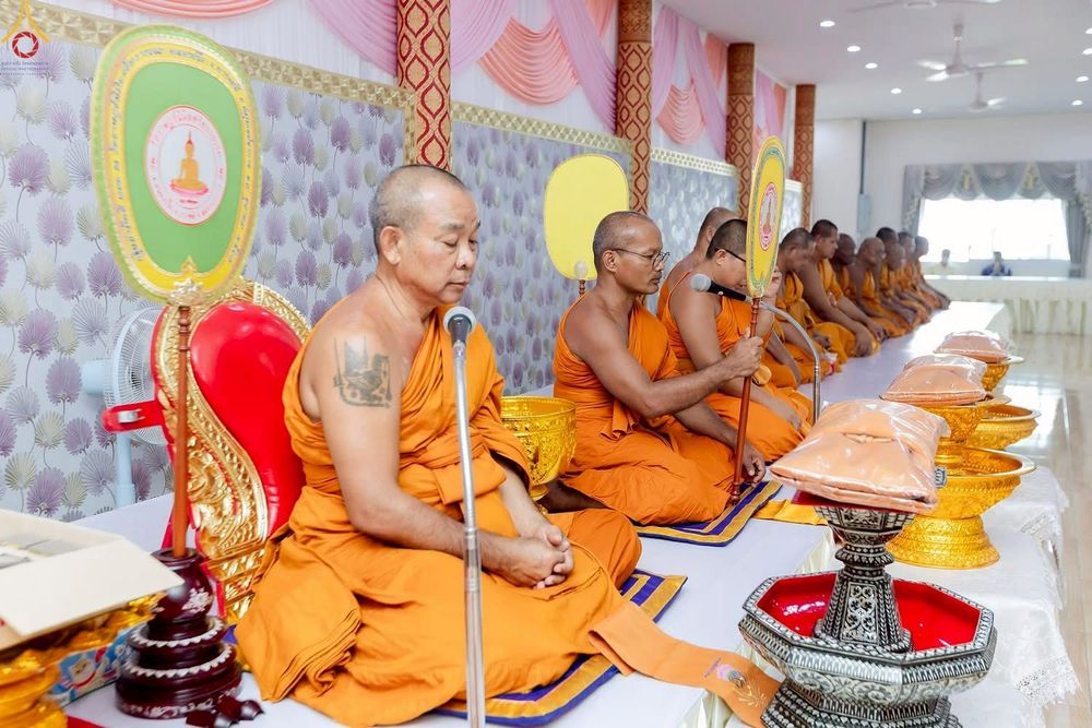 ภาพ No.260148:วันที่ 19 ตุลาคม พ.ศ. 2568 พิธีทอดกฐินสามัคคีทั่วไทย 30,000 วัด โดยคณะศิษยานุศิษย์ บูชาธรรม 81 ปี หลวงพ่อธัมมชโย ณ วัดราษฎร์นิมิตศรัทธาธรรม(หนองปรือ) อ.บางพลี จ.สมุทรปราการ