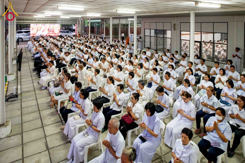 ภาพ No.315375:วันอังคารที่ 24 มีนาคม พ.ศ. 2569 พิธีบำเพ็ญกุศล คุณพ่อณรงค์ จินตมากุล  สิริอายุ 99 ปี 11 เดือน โยมบิดา พระครูปลัดรัตนวีรวัฒน์ (รังสฤษดิ์ อิทฺธิจินตโก) ที่ปรึกษาเจ้าคณะจังหวัดปทุมธานี เจ้าอาวาสวัดพระธรรมกาย  ณ ห้องปลูกศรัทธา 2 วัดพระธรรมกาย ปทุมธานี