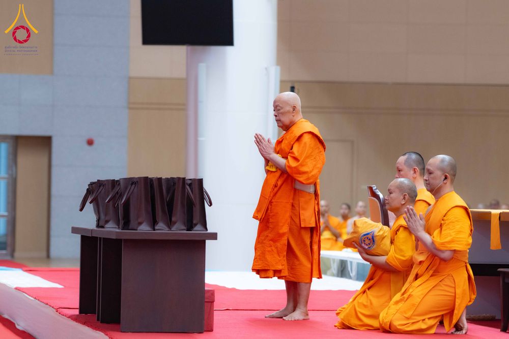 ภาพ No.310548:วันอาทิตย์ที่ 22 กุมภาพันธ์ พ.ศ. 2569 พิธีมุทิตาสักการะในโอกาสอายุวัฒนะมงคล 80 ปี พระพรหมวชิรปัญญาจารย์ (ทองดี สุรเตโช ป.ธ.9) ณ ห้องแก้วสารพัดนึก 2 วัดพระธรรมกาย จ.ปทุมธานี