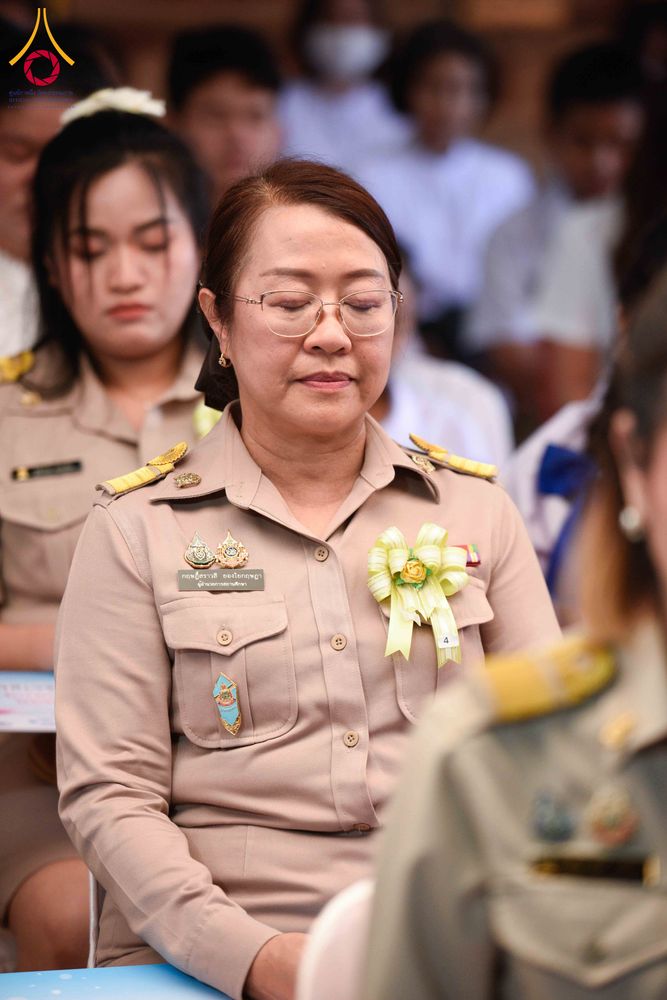 ภาพ No.303376:วันที่ 23 มกราคม พ.ศ. 2569 พิธีเจริญพุทธมนต์ปฏิบัติธรรม มอบทุนการศึกษา  ถวายสังฆทาน 109 วัด เพื่อถวายเป็นพุทธบูชา เพื่อขับเคลื่อนโครงการหมู่บ้านรักษาศีล 5 โดยคณะสงฆ์จังหวัดนครปฐม คณะศิษยานุศิษย์วัดพระธรรมกาย โครงการธรรมยาตรา ปีที่ 14 ณ วัดบางปลา อำเภอบาง