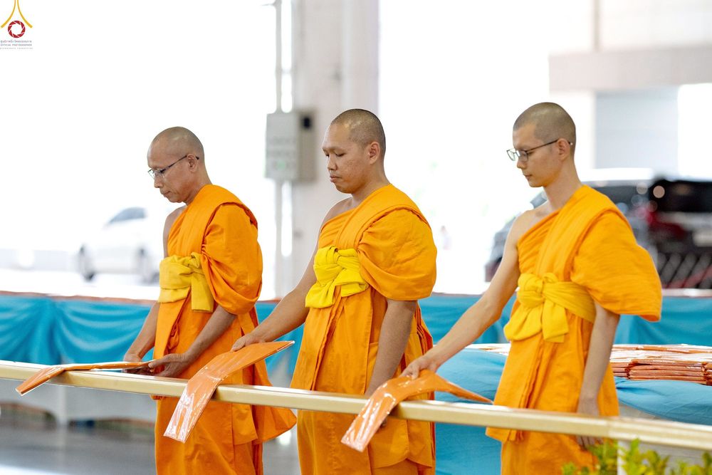 ภาพ No.240914:วันพุธที่ 27 สิงหาคม พ.ศ. 2568 พิธีทอดผ้าป่าเพื่อสร้างอาคาร  82 ปี หลวงพ่อธัมมชโย สมทบกฐินวัดพระธรรมกาย และกฐิน 30,000 วัดทั่วประเทศ ครั้งที่ 1
