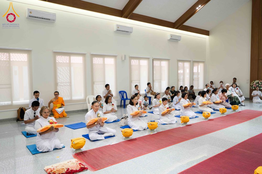 ภาพ No.341279:วันอาทิตย์ที่ 26 กรกฎาคม พ.ศ. 2569 ​โครงการอุปสมบทหมู่บูชาธรรมมหาปูชนียาจารย์ รุ่นที่ ๑ วัดกลางธนรินทร์ ต.บ้านแป้ง อ.พรหมบุรี จ.สิงห์บุรี