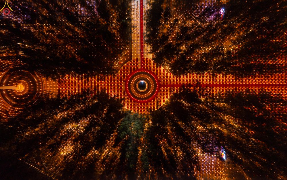 ภาพ No.289143:วันที่ 6 มกราคม พ.ศ. 2569 พิธีจุดประทีปถวายเป็นพุทธบูชา และบูชาธรรมมหาปูชนียาจารย์ ณ อนุสรณ์สถานมหาวิหารพระมงคลเทพมุนี (โลตัสแลนด์) อ.สองพี่น้อง จ.สุพรรณบุรี ในโครงการธรรมยาตรา กตัญญูบูชา มหาปูชนียาจารย์ พระมงคลเทพมุนี(สด จนฺทสโร) พระผู้ปราบมาร อนุสรณ์สถ