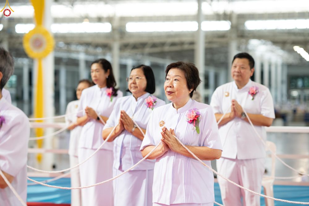 ภาพ No.286386:วันอาทิตย์ที่ 13 กรกฎาคม พ.ศ.2568 พิธีปฎิบัติธรรม และพิธีจุดเทียนใจ ไฟนิรันดร์ อนันตชัย ณ สภาธรรมกายสากล วัดพระธรรมกาย