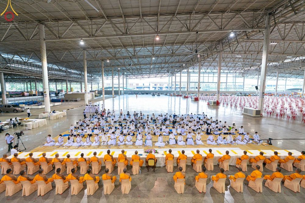 ภาพ No.75074:พิธีถวายภัตตาหารเป็นสังฆทาน แด่คณะพระธรรมยาตราฯ ในโครงการธรรมยาตรากตัญญูบูชา มหาปูชนียาจารย์ พระมงคลเทพมุนี(สด จนฺทสโร) พระผู้ปราบมาร อนุสรณ์สถาน 7 แห่ง ปีที่ 11 วันที่ 30 มกราคม พ.ศ. 2566