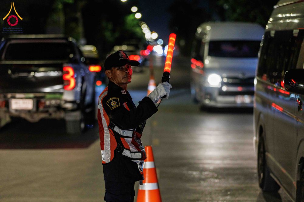 ภาพ No.324557:วันที่ 22 เมษายน พ.ศ.2569 (วันคุ้มครองโลก) บรรยากาศพระสังฆาธิการและสาธุชน การเดินทางกลับ งานถวายมหาสังฆทาน 40,000 กว่าวัดทั่วประเทศ วัดพระธรรมกาย