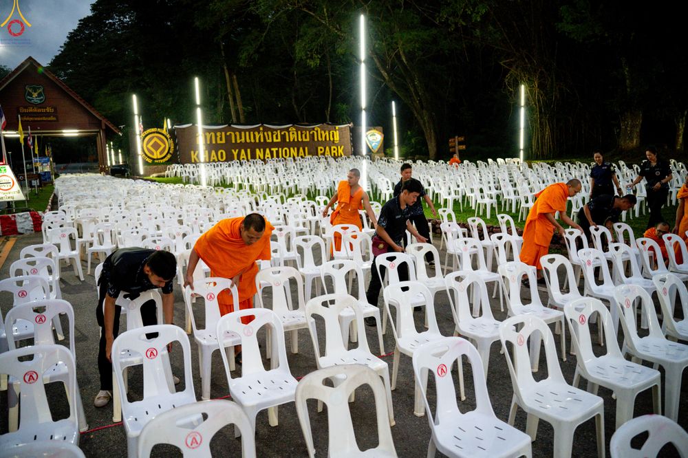 ภาพ No.283361:วันที่ 12 -13 ธันวาคม พ.ศ.2568 เบื้องหลังความสำเร็จ ของการจัดงานตักบาตร พระ 1,000 รูป เขาใหญ่