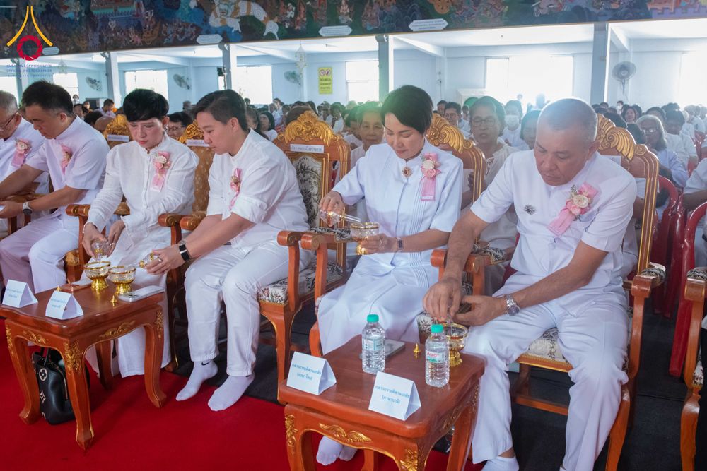 ภาพ No.295690:วันที่ 15 มกราคม พ.ศ. 2569 พิธีทอดผ้าป่าทำนุบำรุงศาสนสถาน ณ วัดโบสถ์บน ต.บางคูเวียง จ.นนทบุรี อนุสรณ์สถานลำดับที่ 4 สถานที่เกิดด้วยกายธรรม ในโครงการธรรมยาตรา กตัญญูบูชา มหาปูชนียาจารย์ พระมงคลเทพมุนี(สด จนฺทสโร) พระผู้ปราบมาร อนุสรณ์สถาน 7 แห่ง ปีที่ 14