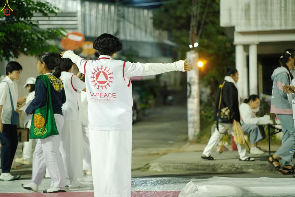 ภาพ No.282468:วันที่ 19 -20 ธันวาคม พ.ศ.2568 เบื้องหลังความสำเร็จ ของการจัดงานตักบาตร พระ 10,000 รูป Skywalk กาญจนบุรี