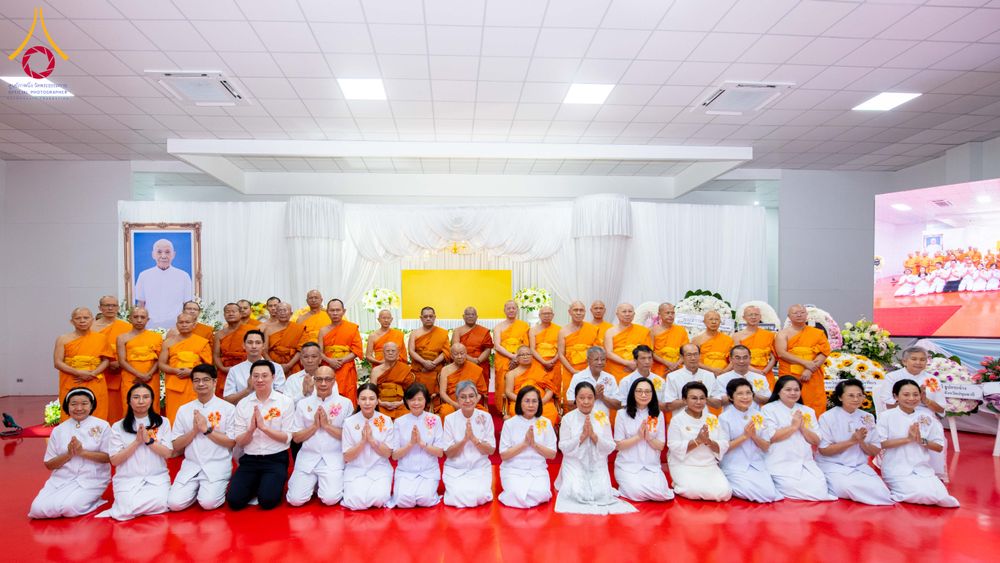 ภาพ No.314586:วันศุกร์ที่ 20 มีนาคม พ.ศ. 2569 พิธีบำเพ็ญกุศล คุณพ่อณรงค์ จินตมากุล โยมบิดา พระครูปลัดรัตนวีรวัฒน์ (รังสฤษดิ์ อิทฺธิจินตโก) ที่ปรึกษาเจ้าคณะจังหวัดปทุมธานี เจ้าอาวาสวัดพระธรรมกาย  ณ ห้องปลูกศรัทธา 2 วัดพระธรรมกาย ปทุมธานี