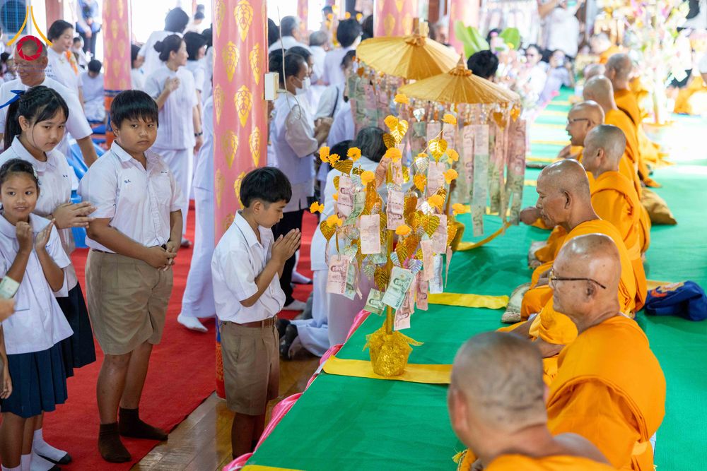 ภาพ No.298825:วันที่ 20 มกราคม พ.ศ. 2569 พิธีทอดผ้าป่าทำนุบำรุงศาสนสถาน ณ วัดลำพญา อ.บางเลน จ.นครปฐม ในโครงการธรรมยาตรา กตัญญูบูชา มหาปูชนียาจารย์ พระมงคลเทพมุนี(สด จนฺทสโร) พระผู้ปราบมาร อนุสรณ์สถาน 7 แห่ง ปีที่ 14