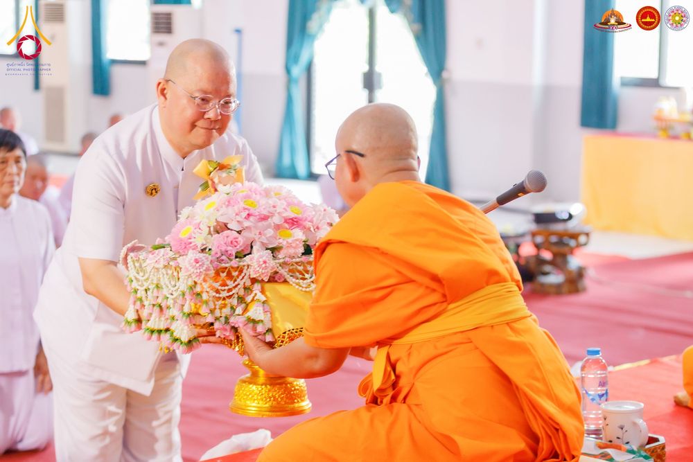 ภาพ No.283650:วันเสาร์ที่ 20 ธันวาคม  2568 พิธีบรรพชาสามเณร ณ ประเทศอินโดนีเซีย