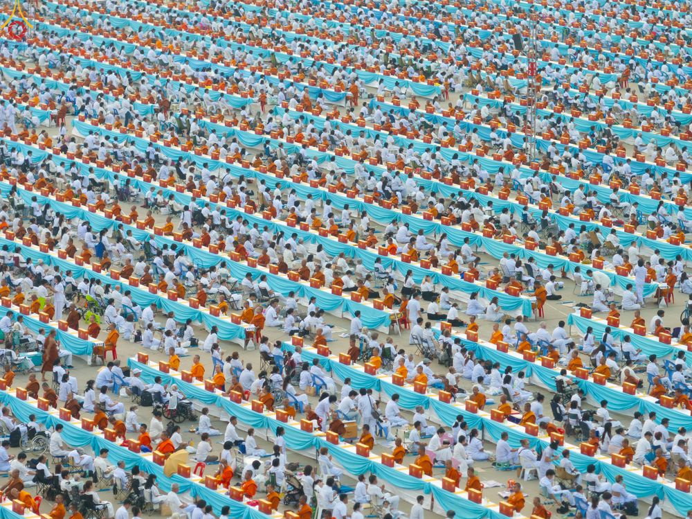 ภาพ No.325052:วันที่ 22 เมษายน พ.ศ.2569 (วันคุ้มครองโลก) พิธีถวายมหาสังฆทาน 40,000 กว่าวัดทั่วประเทศ (ชุดที่ 2) ณ ลานธรรม พระมหาธรรมกายเจดีย์ วัดพระธรรมกาย